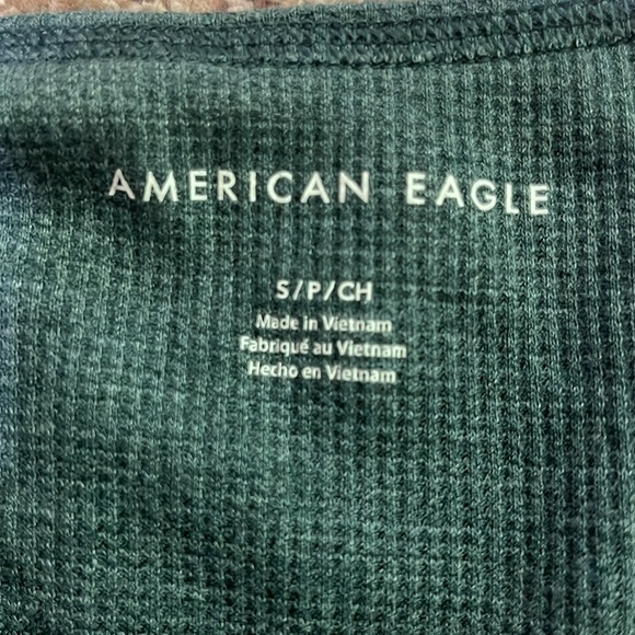 cropped american eagle long sleeve - Picture 2 of 2